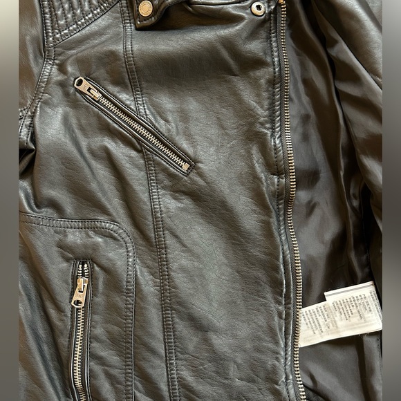 Abercrombie faux leather jacket - Picture 4 of 8